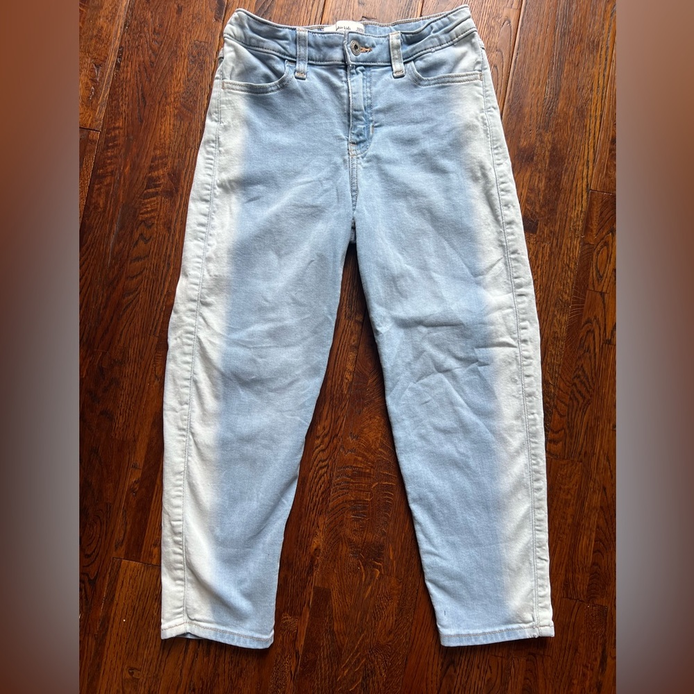 Abercrombie Kids high rise mini mom jeans size 11/12
